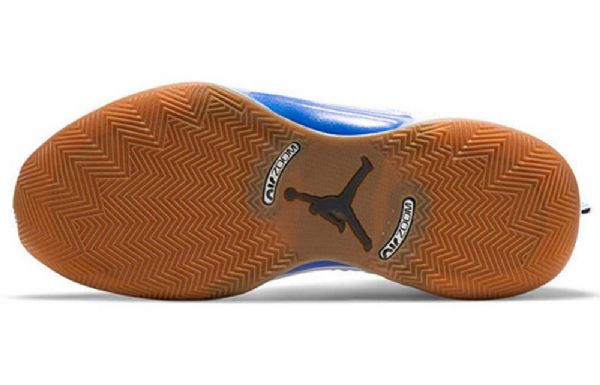 Nike Air Jordan 35 Pf Tenisky Pro Muže Bílé