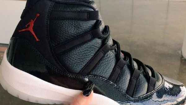 Boty Nike Air Jordan 11 Retro 72-10 Pro Muže Černé
