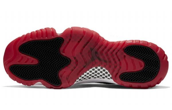 Nike Air Jordan 11 Retro Basketbalové Boty Pro Muže Černočervené