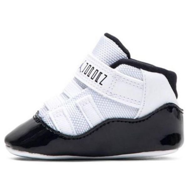 Nike Air Jordan 11 Retro Cb Basketbalové Boty Pro Děti Černá Bílý