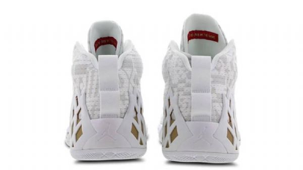 Pánské Boty Nike Air Jordan Diamond Mid Tops Z Bílého Zlata