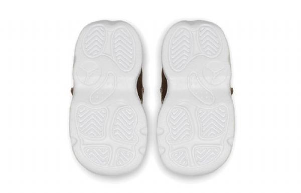 Boty Nike Air Jordan Jumpman Team 2 Se Zlatý Td Pro Děti Stříbrné
