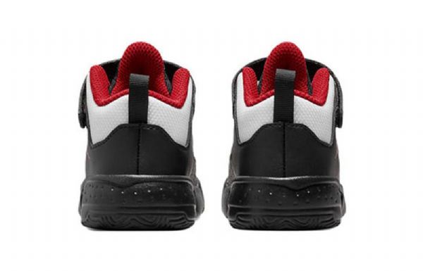 Boty Nike Air Jordan Max Aura 3 Pro Děti Bílá Černá