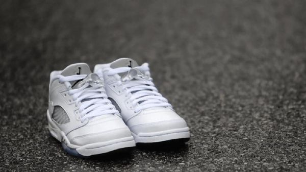 Pánské Boty Nike Air Jordan 5 Low Tops Gs Bílý Černá