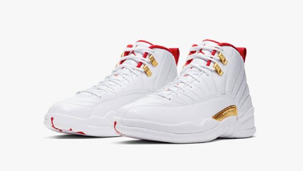 Boty Nike Air Jordan 12 Fiba Pro Muže Bílé