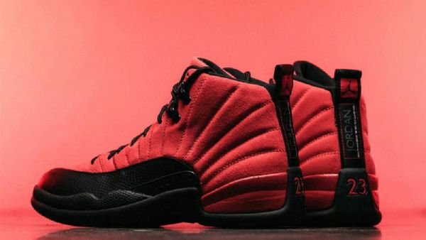 Pánské Boty Nike Air Jordan 12 Reverse Flu Game Červený Černá