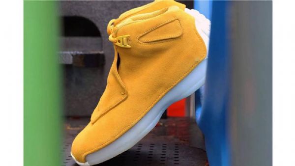 Nike Air Jordan 18 Semišové Kožené Boty Pro Muže Žluté