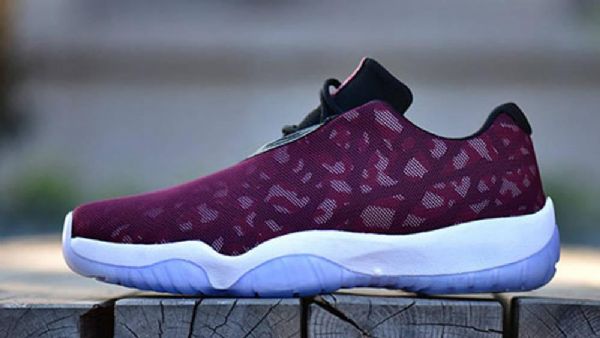 Pánské Nízké Boty Nike Air Jordan Future Burgundsko